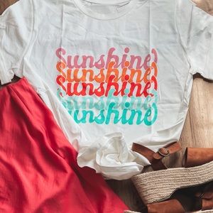 ☀️☀️Sunshine Rainbow Tee🌈
